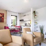 Apartment Mit Kamin-Sonnendurchflutet-Balkon